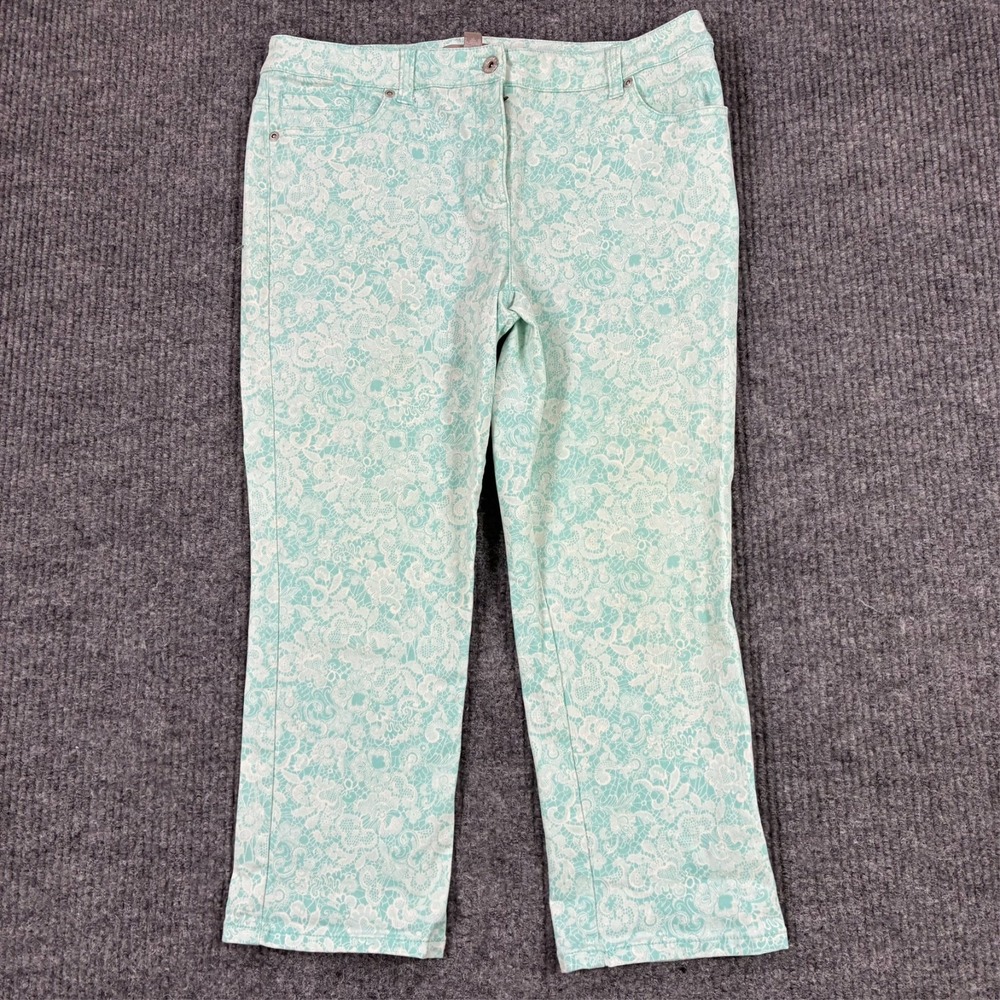 Chico's Womens Size 1.5 Crop Pants Aqua White Floral Lace Print Stretch Mid Rise